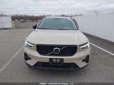 Volvo Xc40 Plus, B5 Awd Mild Hybrid, Petrol, Dark YV4L12UC4T2683711 fotografie