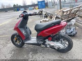 Vespa Scooter ZAPC506B2L4003629 снимка