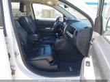 Jeep Compass Sport/North 1C4NJDAB0GD579276 снимка