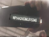 Porsche Macan WP1AA2A53MLB15346 photo