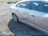 Buick Allure 1G4GK5EG0AF240722 fotografie