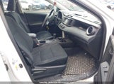 Toyota Rav4 Le 2T3BFREV5JW778713 снимка