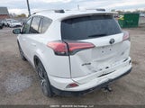 Toyota Rav4 Le 2T3BFREV2JW769659 снимка