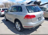 Volkswagen Touareg 3.0 Tdi Comfortline/3.0 Tdi Execline/3.0 Tdi Highline/3.0 Tdi Sportline WVGEP9BP3FD003973 photo