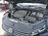 Volkswagen Passat 1VWAA7A35JC030885 снимка