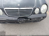 Mercedes-Benz E 320 4Matic WDBJF82J2YX032988 снимка
