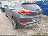 Hyundai Tucson Limited/Sport And Eco/Se KM8J3CA27JU798497 снимка