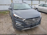 Hyundai Tucson Limited/Sport And Eco/Se KM8J3CA27JU798497 снимка