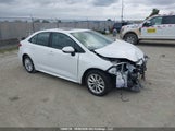 Toyota Corolla Le/Xle 5YFBPMBE6NP308873 снимка