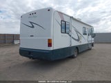 Ford F550 Super Duty Stripped Chass 3FCNF53S4XJA15916 fotografie