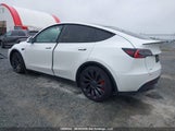 Tesla Model Y Long Range/Performance 5YJYGDEF1LF037504 снимка