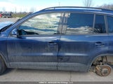 Volkswagen Tiguan Comfortline/Highline/Special Edition/Trendline WVGJV7AXXFW527992 photo
