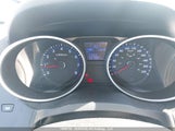 Hyundai Tucson Gl KM8JTCAC1CU529472 снимка