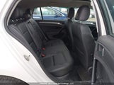 Volkswagen Golf Comfortline/Highline 3VWG57AUXMM010125 fotografie