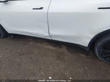 Tesla Model Y Long Range 7SAYGDEE5NF517669 снимка
