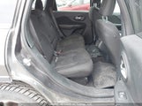 Jeep Cherokee North 1C4PJMCB8GW168220 снимка
