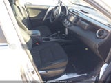 Toyota Rav4 Le 2T3BFREV1JW719934 снимка