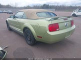 Ford Mustang Convertible 1ZVFT84NX55213440 снимка