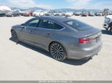 Audi A5 45 Progressiv WAUENCF53KA023925 fotografie