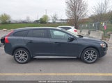 Volvo V60 Cross Country Premier YV4612HK9F1000894 снимка