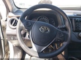 Toyota Rav4 Le 2T3BFREV0GW431671 fotografie