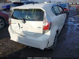 Toyota Prius C JTDKDTB31E1064023 снимка