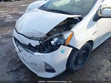 Toyota Prius C JTDKDTB31E1064023 снимка