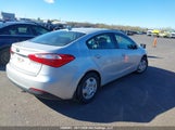 Kia Forte 1.8L Lx/1.8L Lx+/Lx+ Winter Edition KNAFK4A66F5402483 fotografie