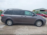 Toyota Sienna Le 7 Passenger 5TDJK3DC0BS009611 снимка