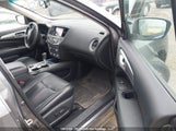 Nissan Pathfinder S/Sv/Sl/Platinum 5N1DR2MM8JC639626 fotografie