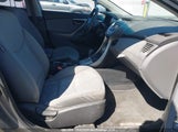 Hyundai Elantra Gl 5NPDH4AE2CH138643 photo