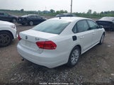 Volkswagen Passat 1VWAH7A37DC046229 снимка