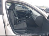 Volkswagen Passat 1VWAH7A37DC046229 снимка
