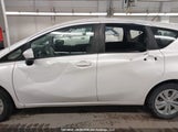 Nissan Versa 3N1CE2CP4JL367333 fotografie