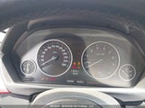 BMW 320I xDrive WBA3C3G58ENS68809 fotografie