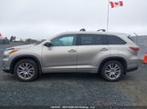 Toyota Highlander Xle 5TDJKRFH2GS342928 снимка