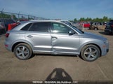 Audi Q3 WA1EFEFS5FR003517 photo