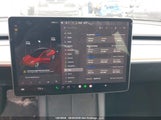 Tesla Model 3 Rwd 5YJ3E1EA4PF433645 fotografie