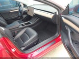 Tesla Model 3 5YJ3E1EA1PF481006 fotografie