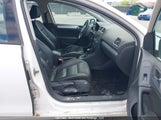 Volkswagen Golf WVWDM7AJ9CW305052 снимка