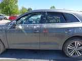 Audi Q5 2.0T Progressiv WA1ENAFY8J2208279 снимка