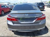 Honda Accord 1HGCR2F56HA810368 снимка
