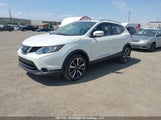Nissan Qashqai JN1BJ1CR0JW288951 fotografie