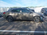 Toyota Corolla Se 2T1BURHE1KC131271 fotografie