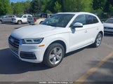 AUDI Q5 2.0T TECHNIK WA1CNAFY8J2****** снимка