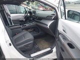 Toyota Sienna Le/Xse/Limited/Platinum 5TDGSKFC6RS138593 photo