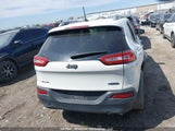 Jeep Cherokee North 1C4PJMCS2GW128943 fotografie