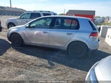 Volkswagen Golf WVWDM7AJ7CW002447 снимка