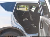 Toyota Rav4 Le 2T3ZFREV8GW243365 fotografie