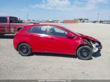 Hyundai Elantra Gt KMHD25LE0DU114381 снимка